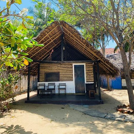 Air Lush Beach Cabanas อารูกัมเบย์ ภายนอก รูปภาพ